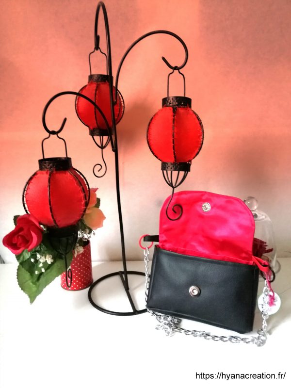 1 Amour de mini sac rouge et noir – Image 5